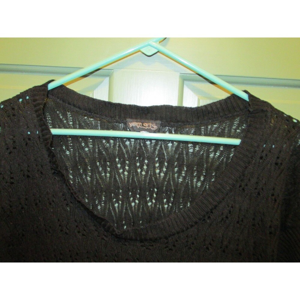 Yom Art Women's Black Open-Knit Scoop Neck Short Sleeve Lightweight Sweater - Picture 2 of 6